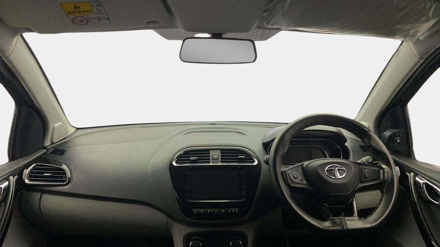 2020 Tata Tiago XZ PLUS PETROL, Petrol, Manual, 67,168 km, Dashboard