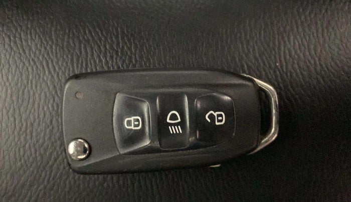 2020 Tata Tiago XZ PLUS PETROL, Petrol, Manual, 67,041 km, Key Close Up