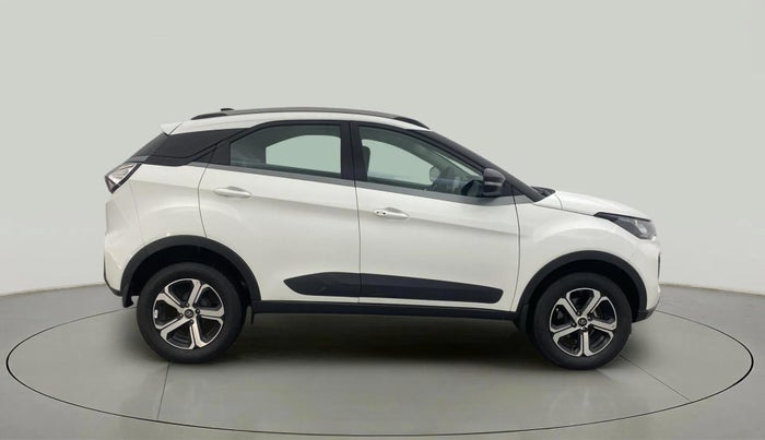 2022 Tata NEXON XZA PLUS PETROL, Petrol, Automatic, 32,081 km, Right Side View