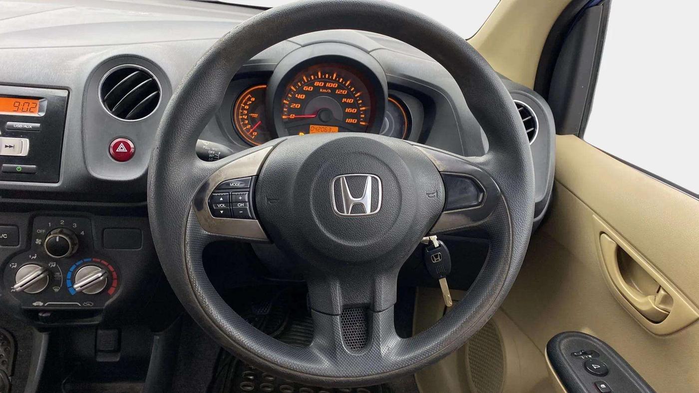 2014 Honda Amaze 1.2L I-VTEC S, Petrol, Manual, 42,147 km, Steering Wheel Close Up