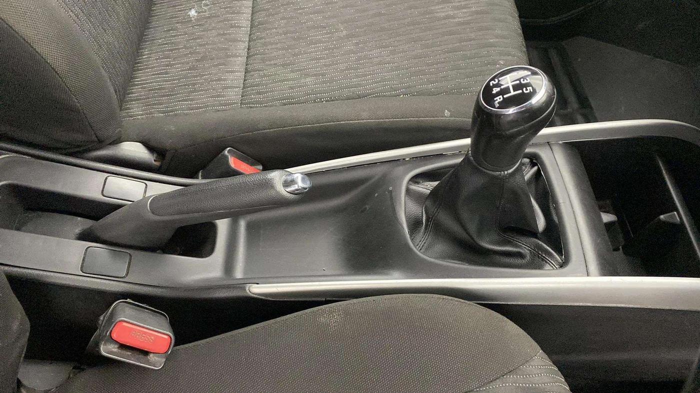 2017 Maruti Baleno DELTA PETROL 1.2, Petrol, Manual, 41,628 km, Gear Lever