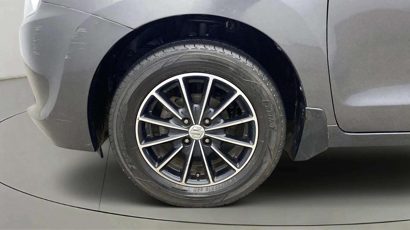 2017 Maruti Baleno DELTA PETROL 1.2, Petrol, Manual, 41,628 km, Left Front Wheel