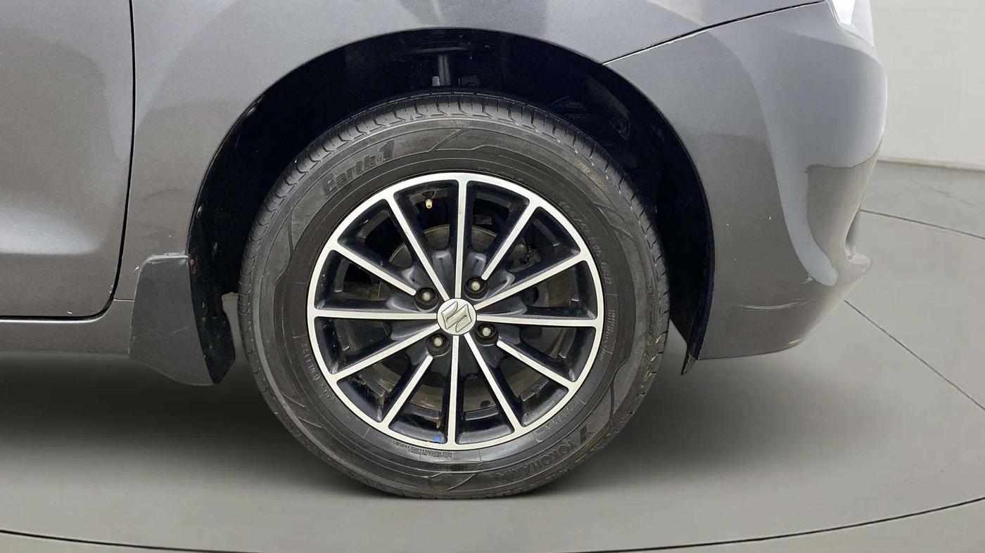2017 Maruti Baleno DELTA PETROL 1.2, Petrol, Manual, 41,628 km, Right Front Wheel