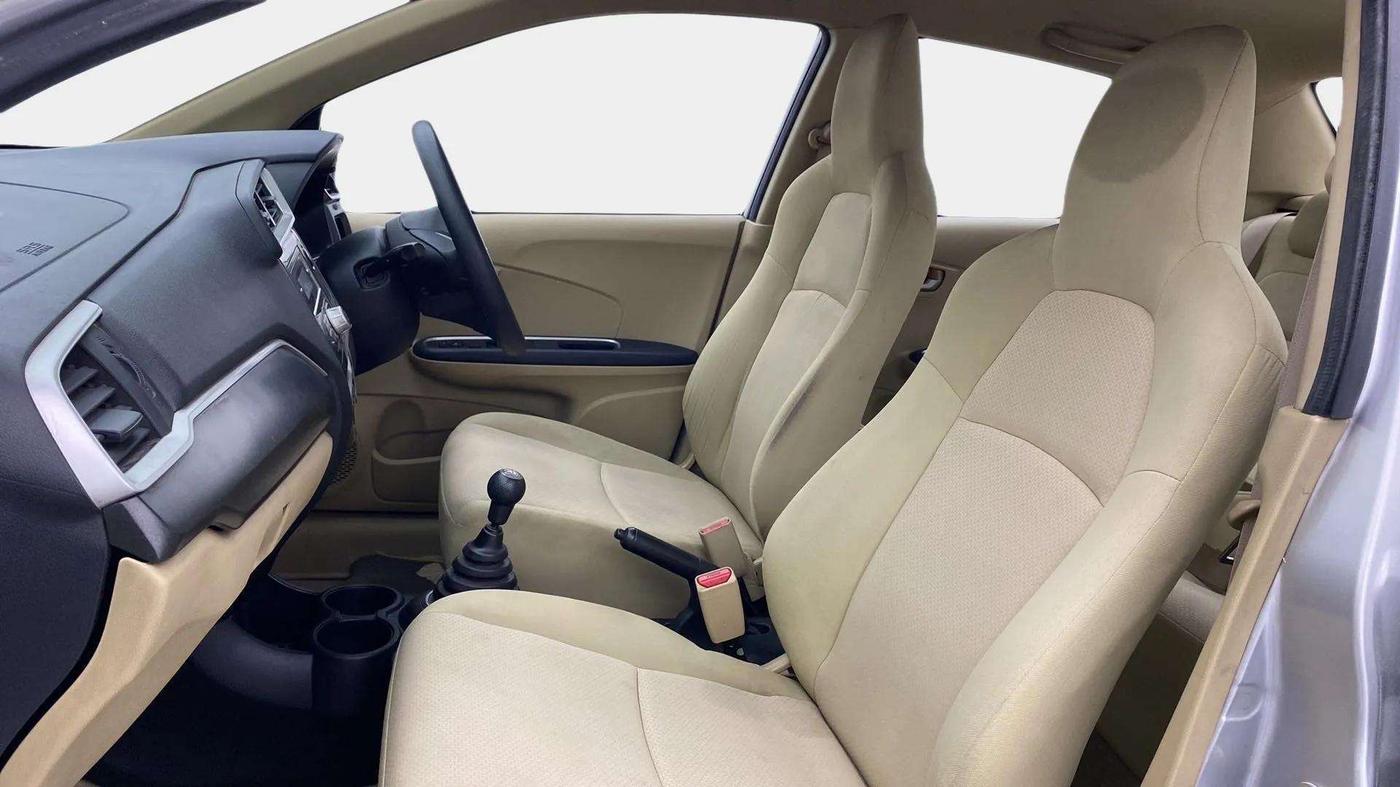 2016 Honda Amaze 1.2L I-VTEC VX, Petrol, Manual, 66,410 km, Right Side Front Door Cabin