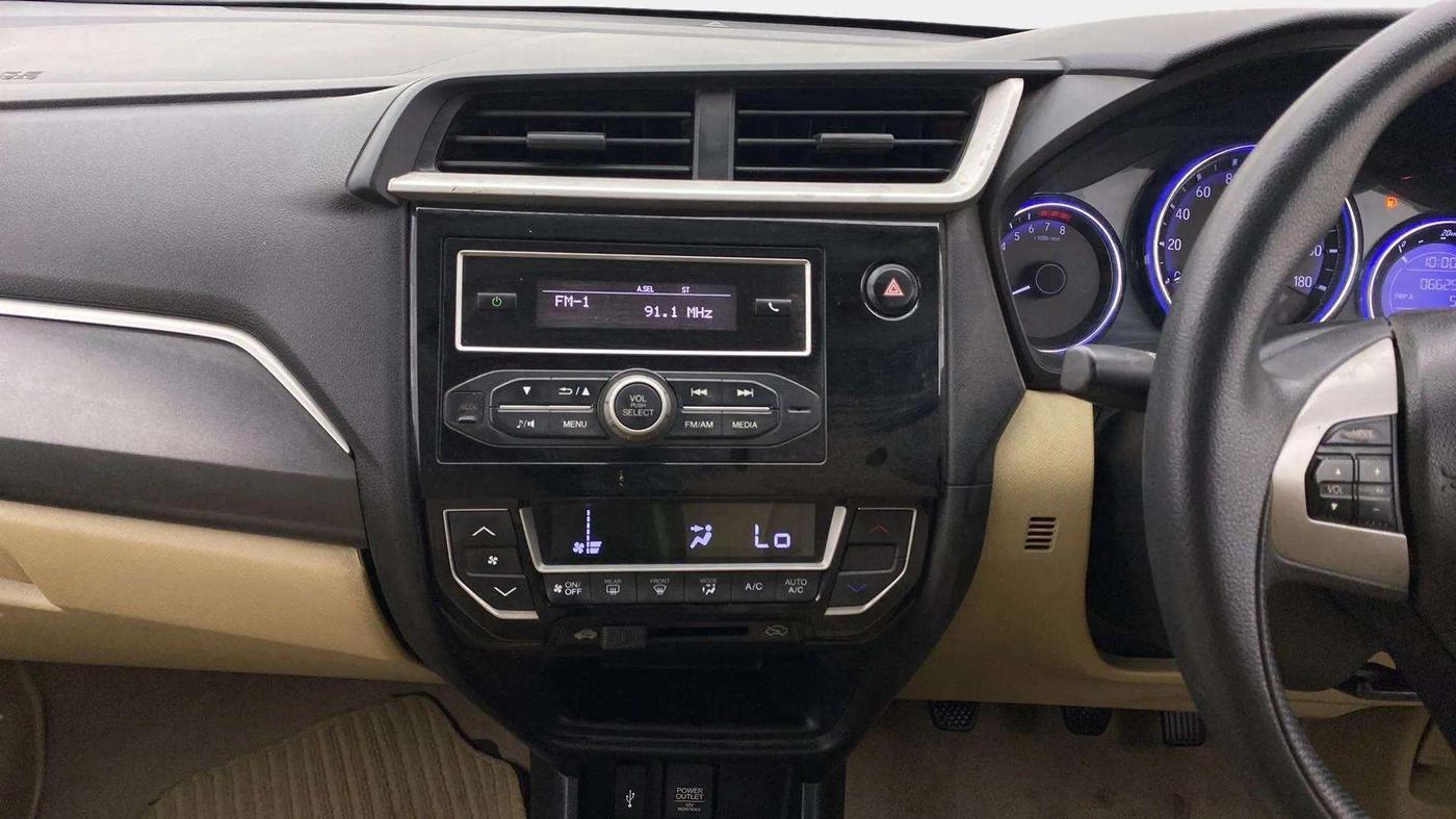 2016 Honda Amaze 1.2L I-VTEC VX, Petrol, Manual, 66,410 km, Air Conditioner