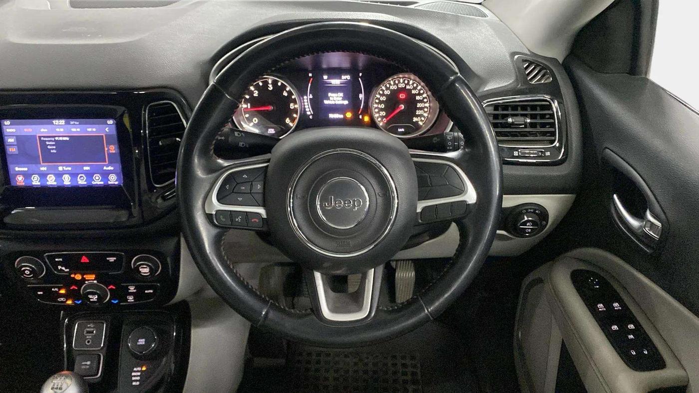 2018 Jeep Compass LIMITED 2.0 DIESEL 4X4, Diesel, Manual, 43,869 km, Steering Wheel Close Up