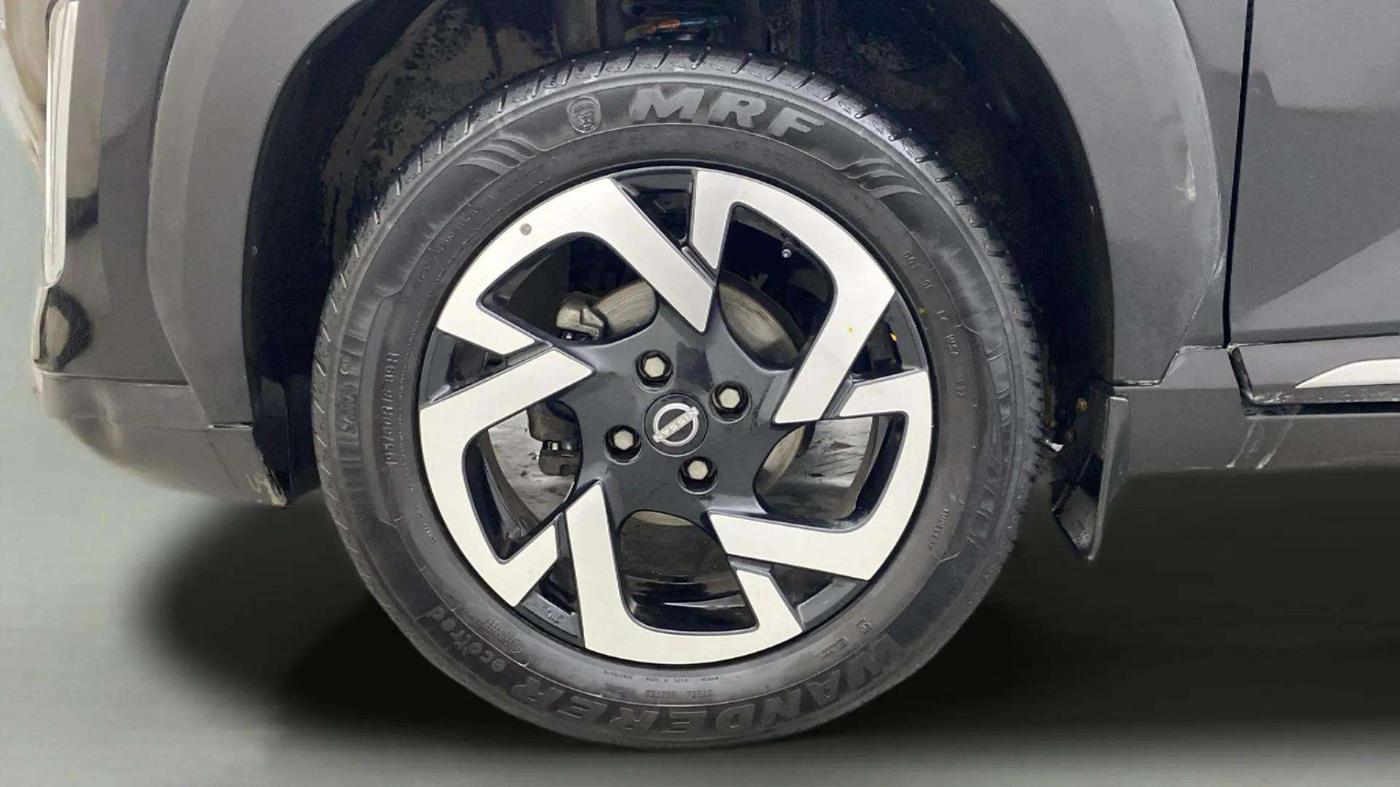 2022 Nissan MAGNITE XV PREMIUM TURBO CVT, Petrol, Automatic, 23,228 km, Left Front Wheel