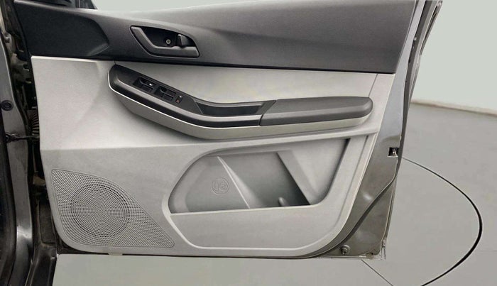 2022 Tata Tiago XT CNG, CNG, Manual, 45,944 km, Driver Side Door Panels Control