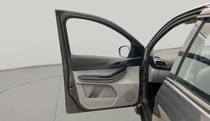 2022 Tata Tiago XT CNG, CNG, Manual, 45,944 km, LHS Front Door