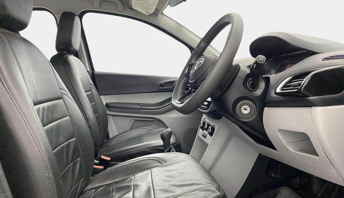 2022 Tata Tiago XT CNG, CNG, Manual, 45,944 km, Right Side Front Door Cabin