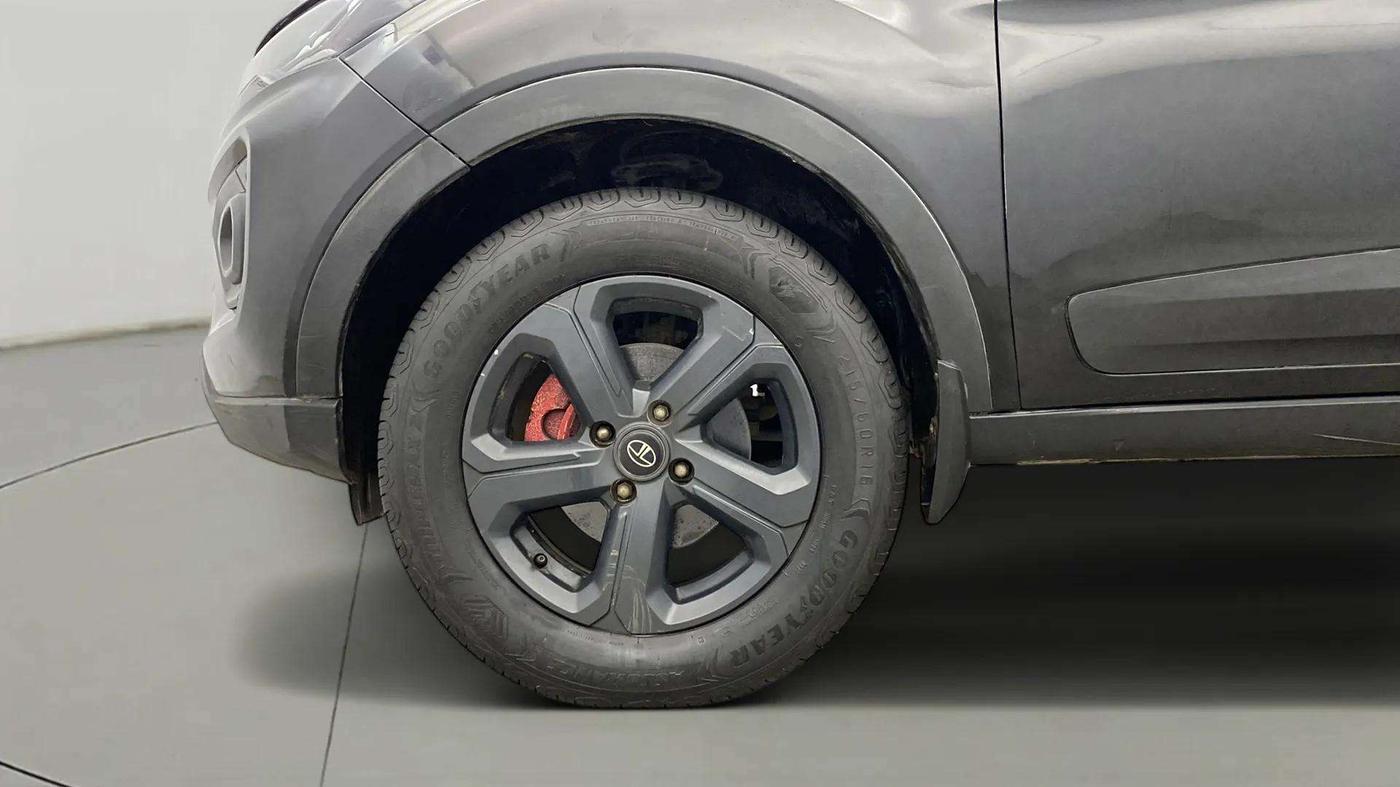 2023 Tata NEXON XZ PLUS PETROL SUNROOF DARK EDITION, Petrol, Manual, 13,627 km, Left Front Wheel
