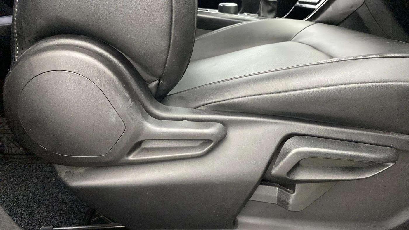 2023 Tata NEXON XZ PLUS PETROL SUNROOF DARK EDITION, Petrol, Manual, 13,627 km, Driver Side Adjustment Panel
