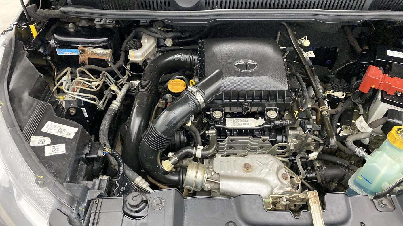 2023 Tata NEXON XZ PLUS PETROL SUNROOF DARK EDITION, Petrol, Manual, 13,627 km, Engine View - Right