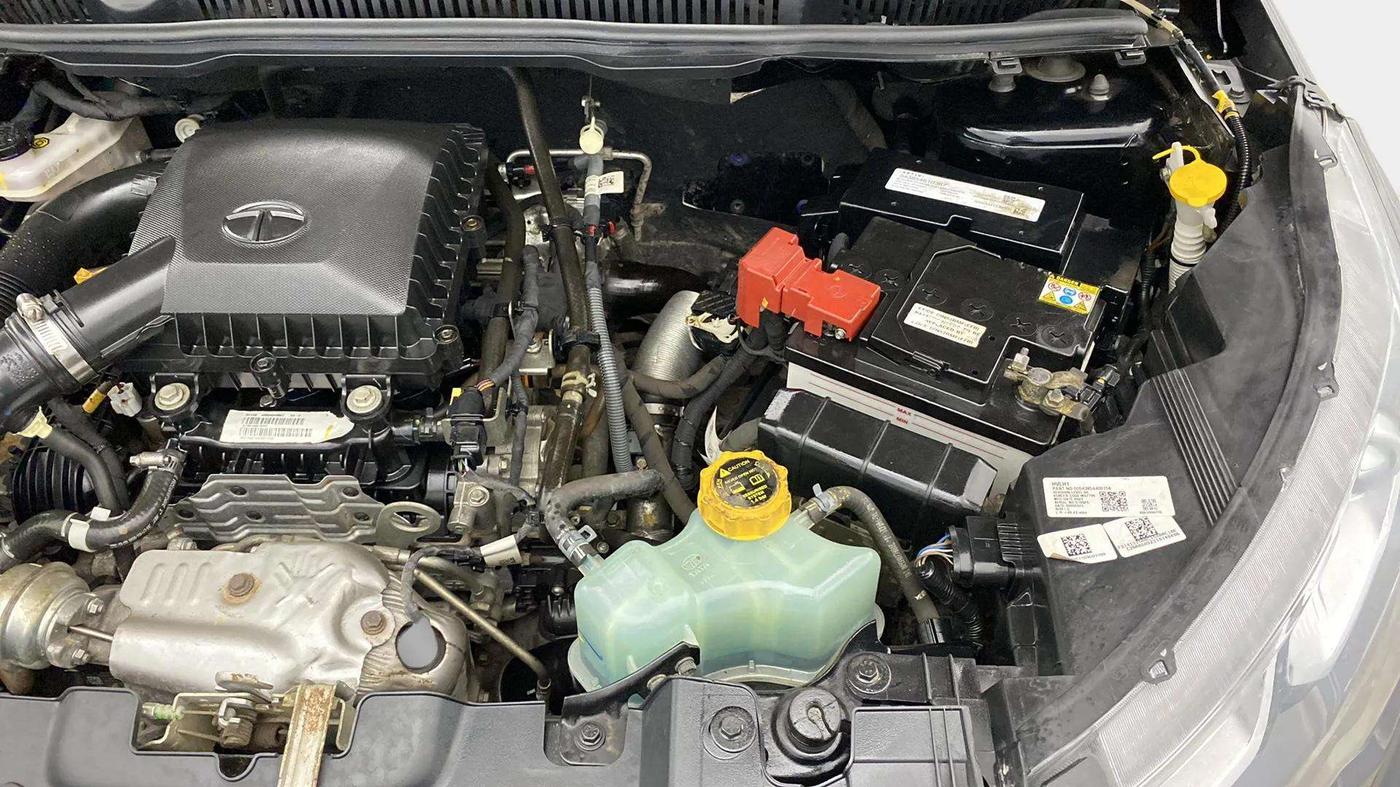 2023 Tata NEXON XZ PLUS PETROL SUNROOF DARK EDITION, Petrol, Manual, 13,627 km, Engine View - Left