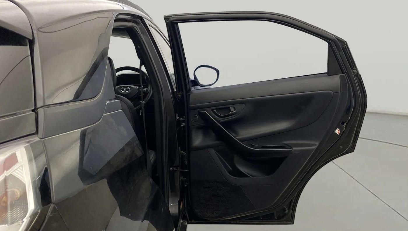 2023 Tata NEXON XZ PLUS PETROL SUNROOF DARK EDITION, Petrol, Manual, 13,627 km, RHS Rear Door