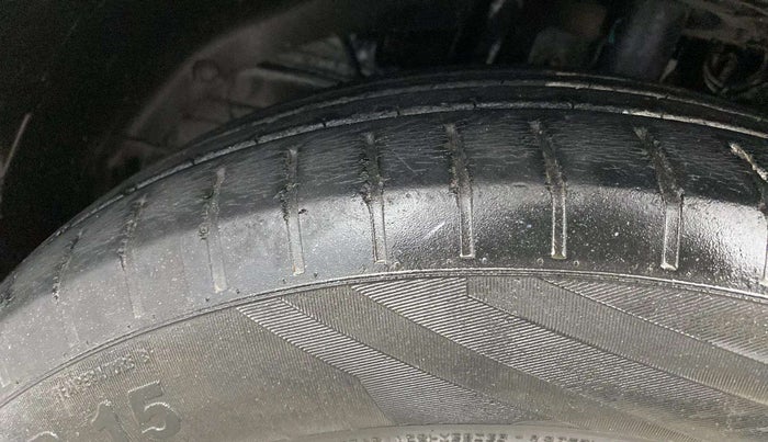 2018 Maruti Swift ZXI AMT, Petrol, Automatic, 69,418 km, Left Front Tyre Tread