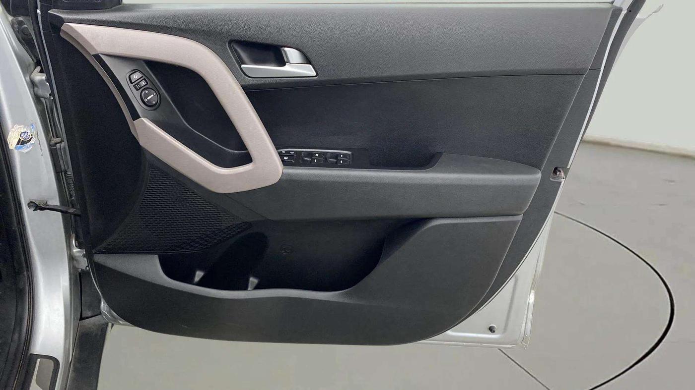 2019 Hyundai Creta SX 1.6 PETROL, Petrol, Manual, 72,864 km, Driver Side Door Panels Control