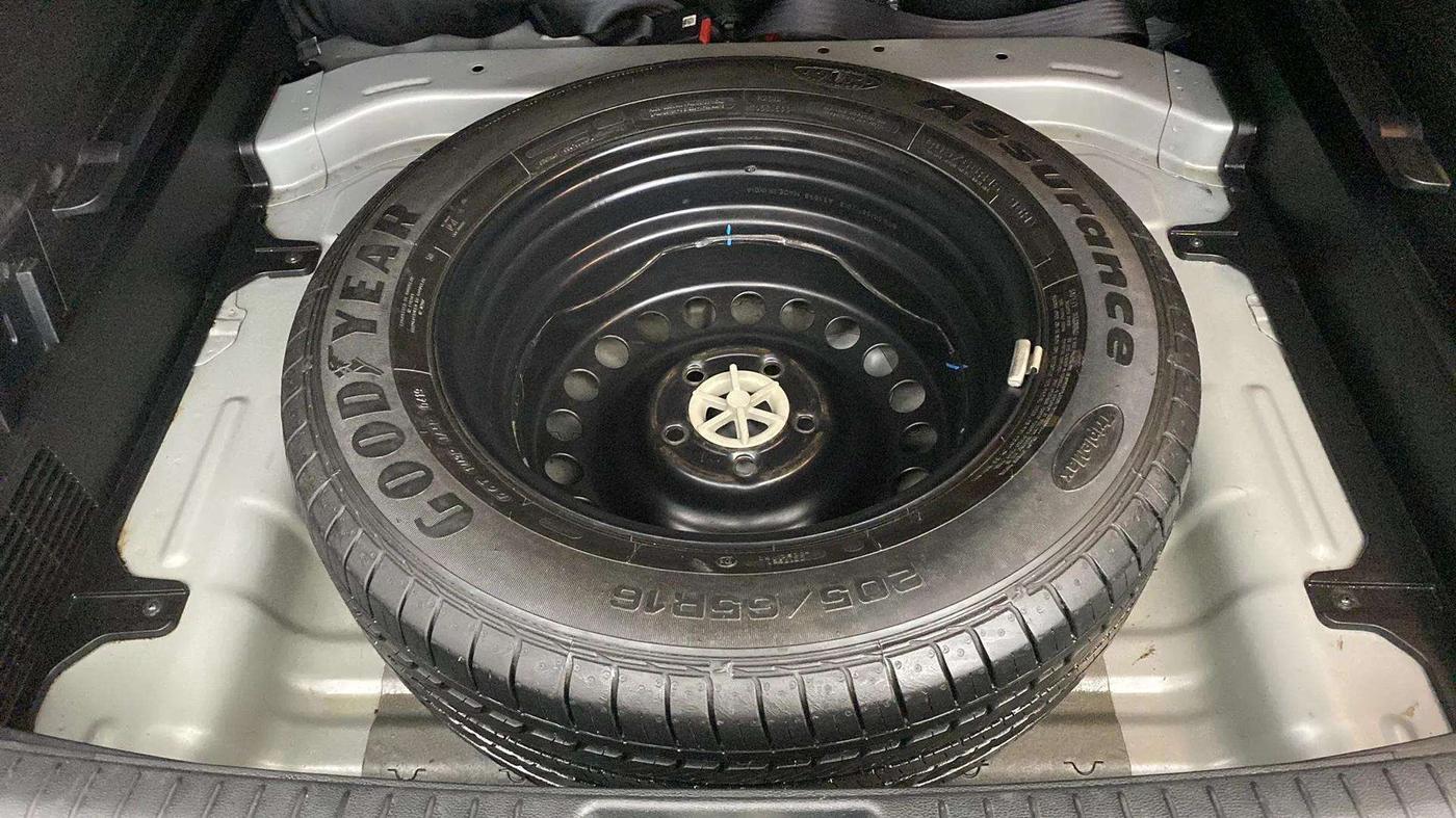 2019 Hyundai Creta SX 1.6 PETROL, Petrol, Manual, 72,864 km, Spare Tyre