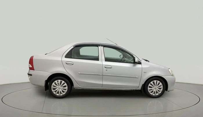 2015 Toyota Etios G, Petrol, Manual, 33,800 km, Right Side View