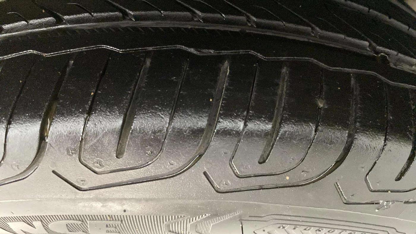 2015 Toyota Etios G, Petrol, Manual, 34,146 km, Left Rear Tyre Tread