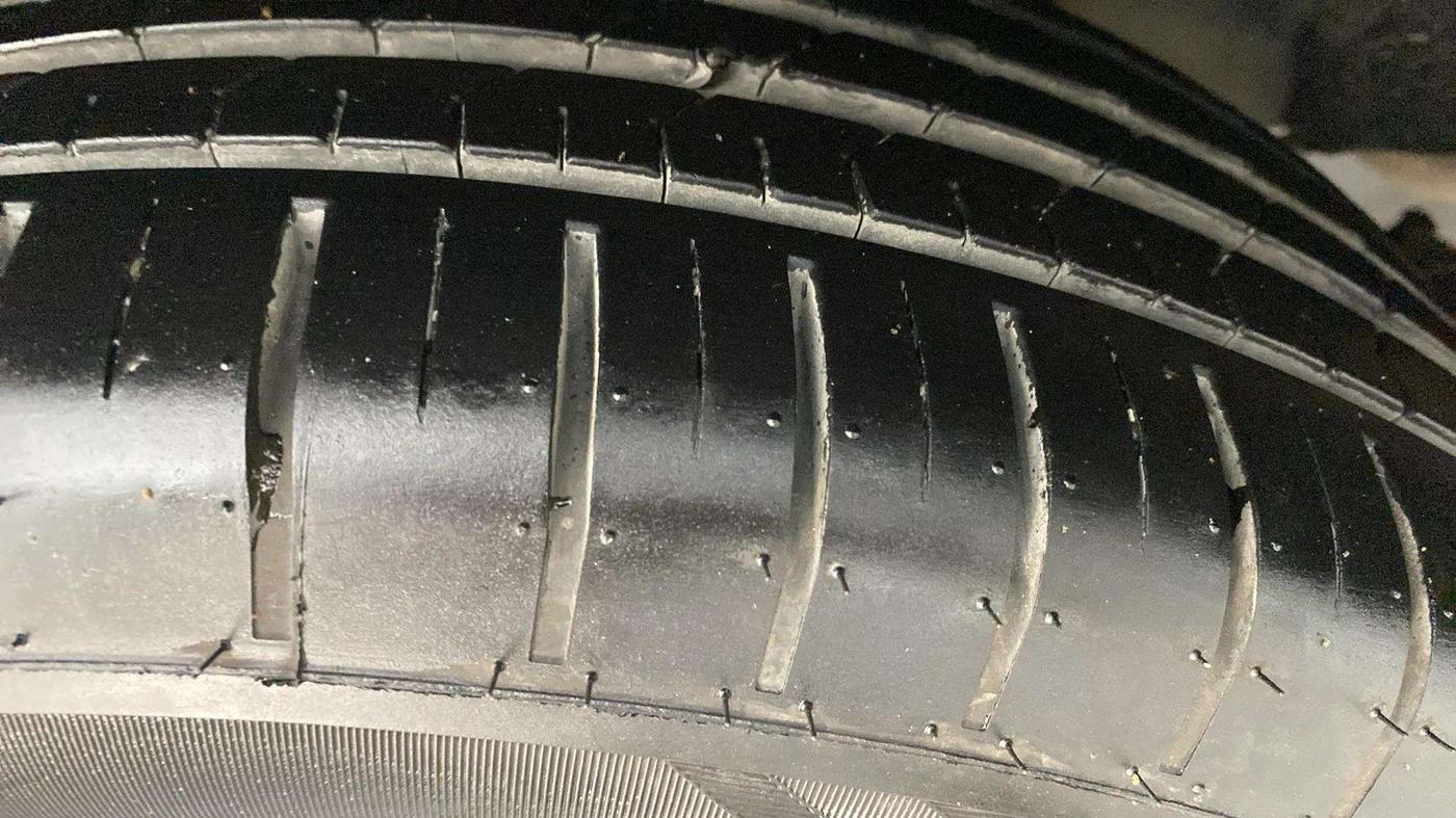 2020 Maruti Baleno ZETA PETROL 1.2, Petrol, Manual, 74,178 km, Left Front Tyre Tread