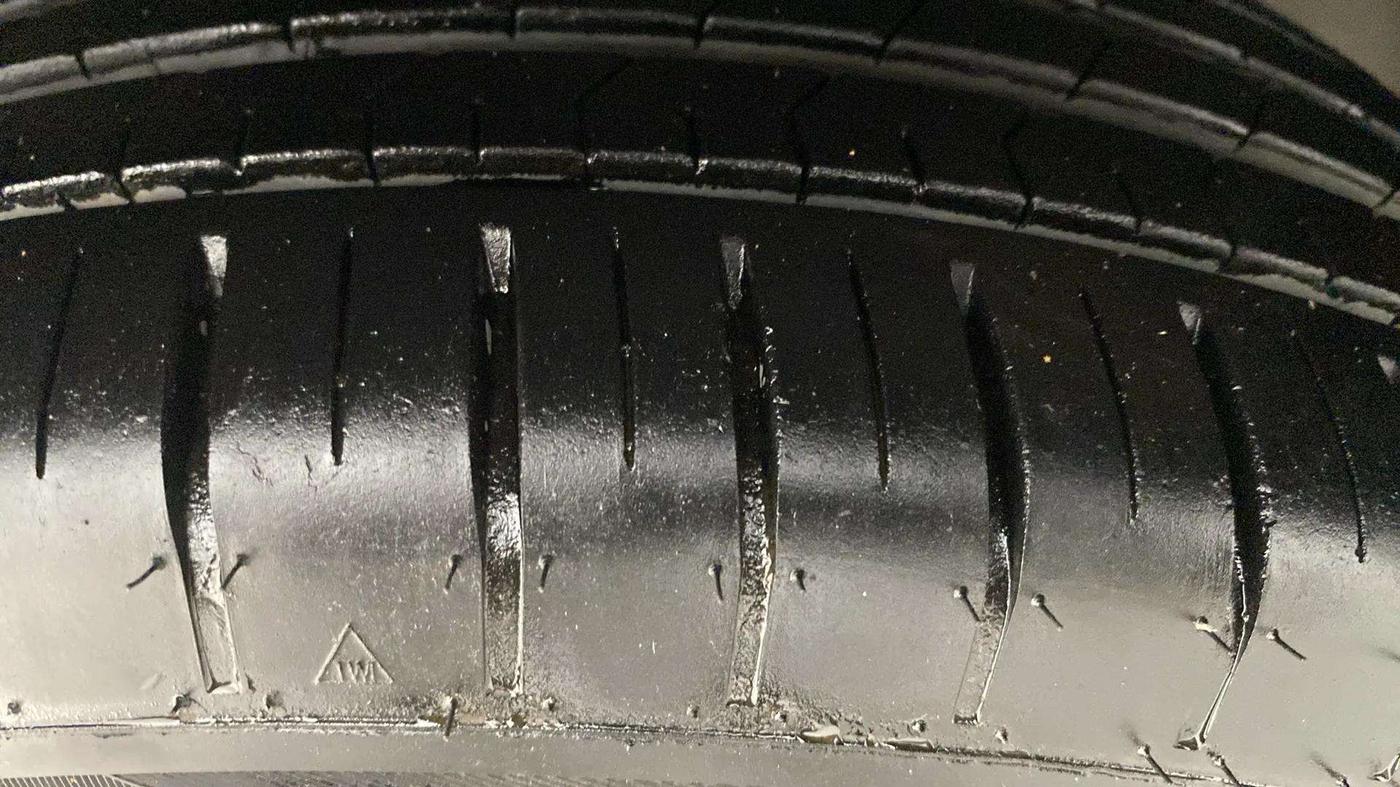 2020 Maruti Baleno ZETA PETROL 1.2, Petrol, Manual, 74,178 km, Right Rear Tyre Tread
