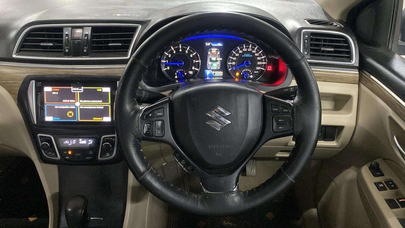 2018 Maruti Ciaz ALPHA  AT 1.5 SHVS PETROL, Petrol, Automatic, 54,710 km, Steering Wheel Close Up