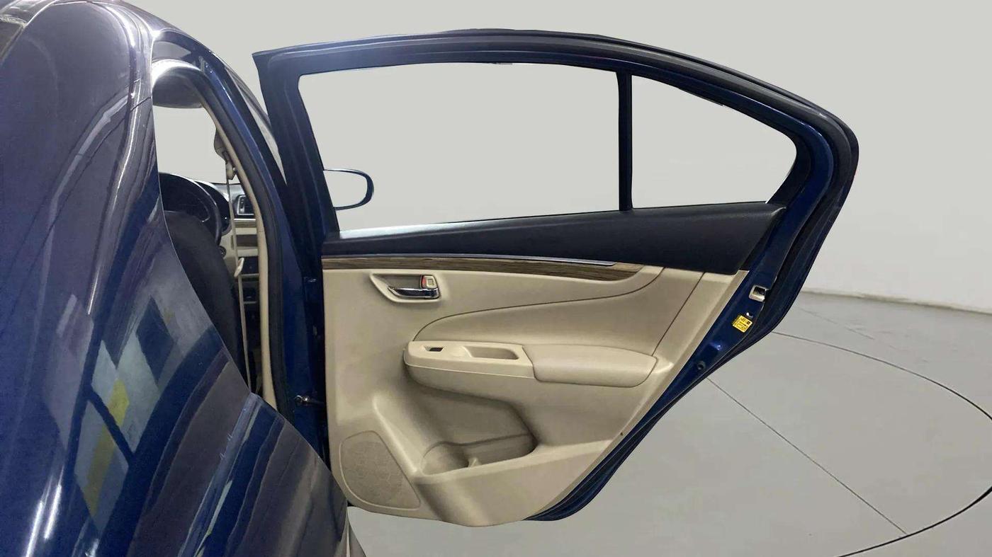 2018 Maruti Ciaz ALPHA  AT 1.5 SHVS PETROL, Petrol, Automatic, 54,710 km, RHS Rear Door