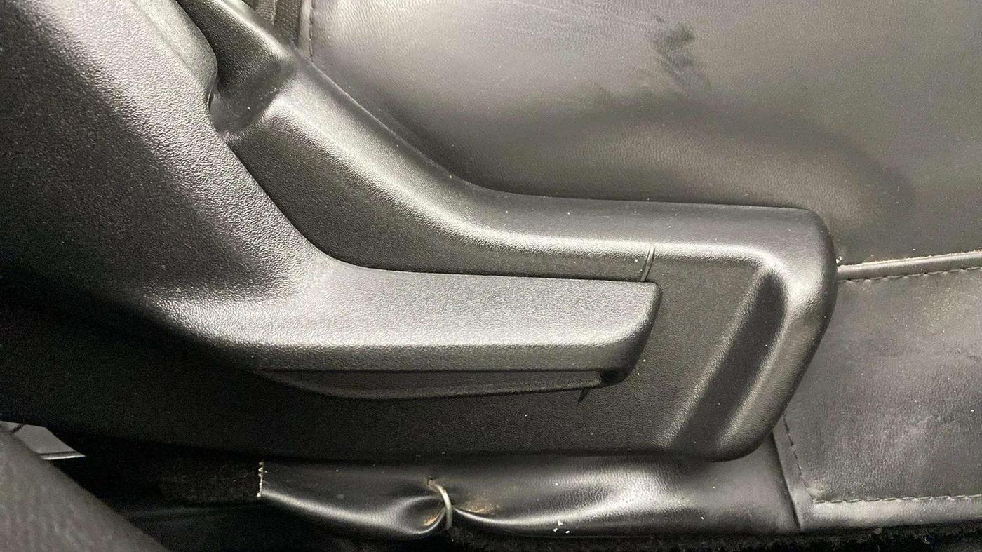 2023 Maruti Baleno SIGMA PETROL 1.2, Petrol, Manual, 31,064 km, Driver Side Adjustment Panel