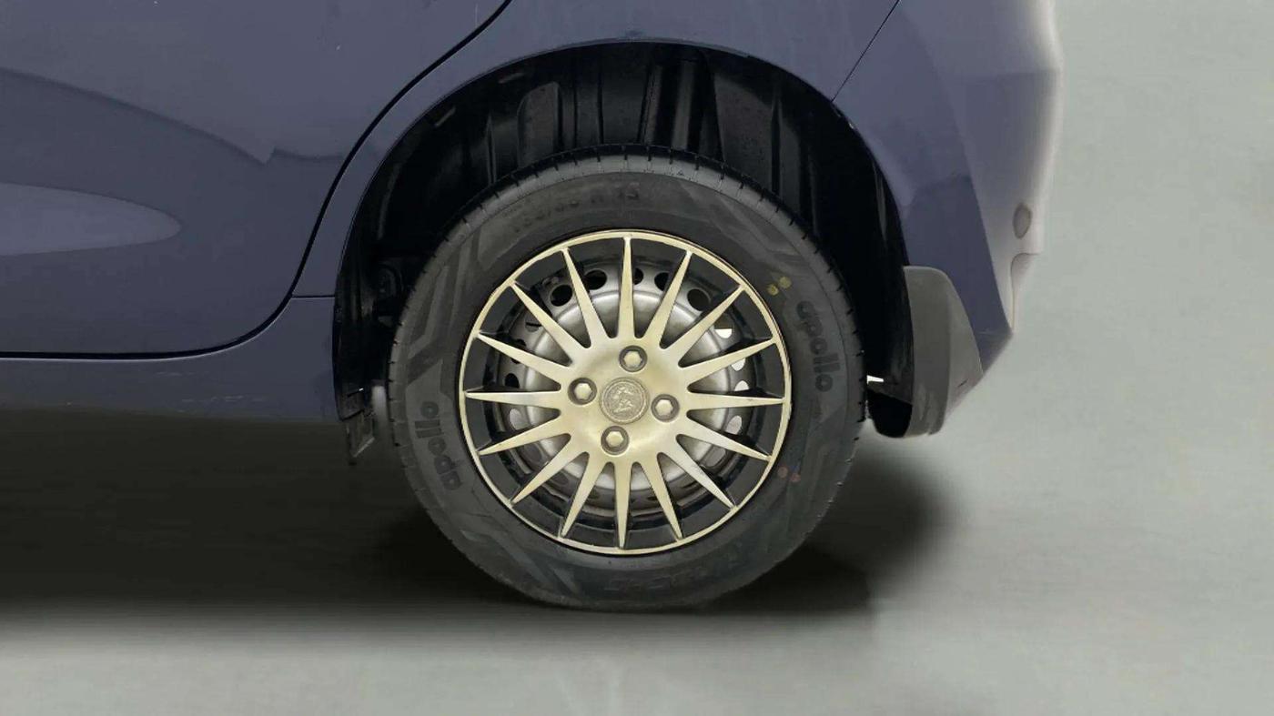 2023 Maruti Baleno SIGMA PETROL 1.2, Petrol, Manual, 31,064 km, Left Rear Wheel