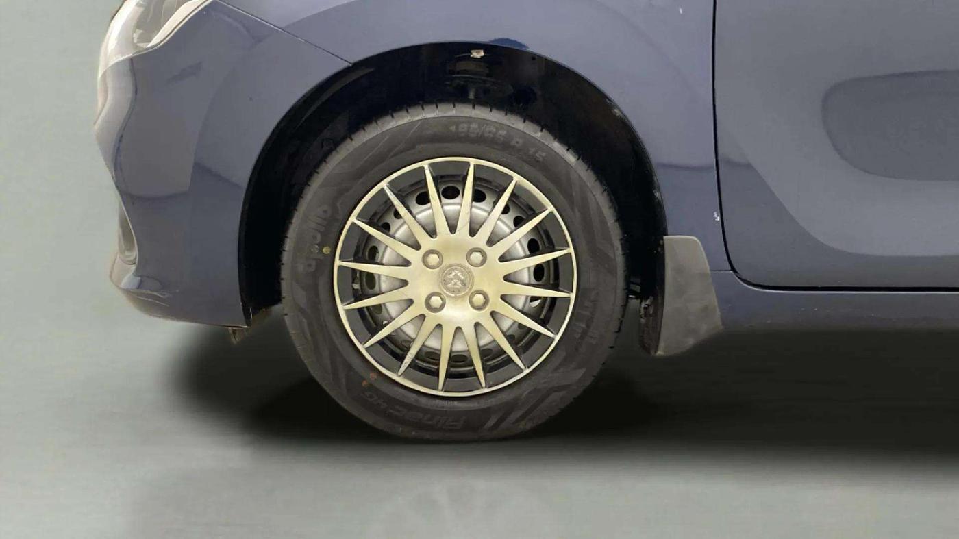 2023 Maruti Baleno SIGMA PETROL 1.2, Petrol, Manual, 31,064 km, Left Front Wheel