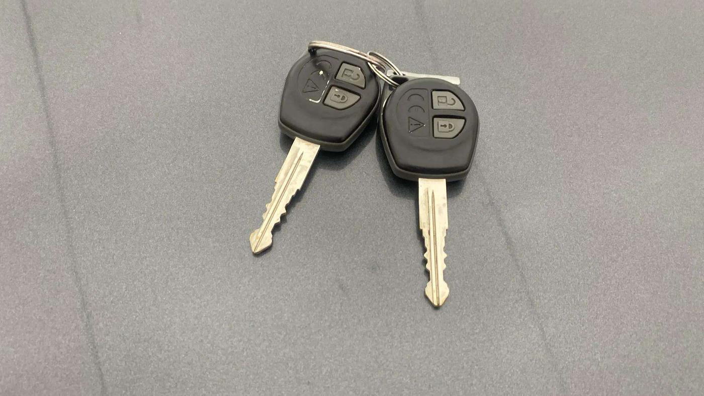 2022 Maruti Baleno DELTA PETROL 1.2, Petrol, Manual, 30,670 km, Key Close Up