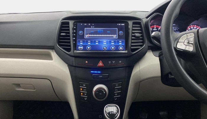 2022 Mahindra XUV300 W6 1.2 PETROL, Petrol, Manual, 36,826 km, Air Conditioner