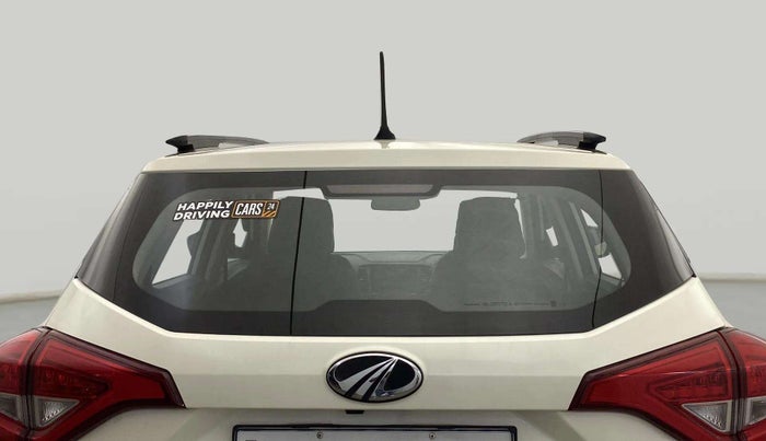 2022 Mahindra XUV300 W6 1.2 PETROL, Petrol, Manual, 36,826 km, Rear Windshield