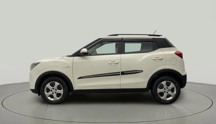 2022 Mahindra XUV300 W6 1.2 PETROL, Petrol, Manual, 36,826 km, Left Side