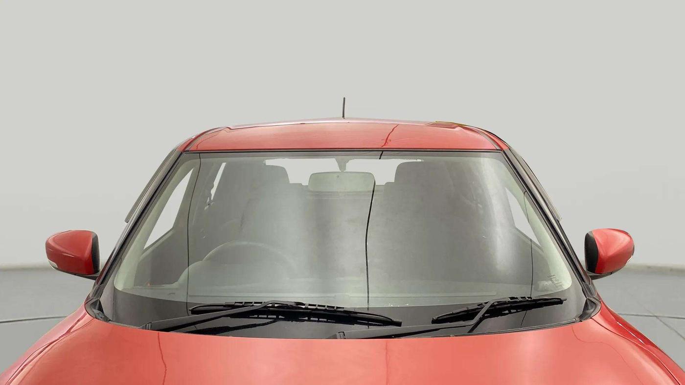 2019 Maruti Swift VXI AMT, Petrol, Automatic, 68,842 km, Front Windshield