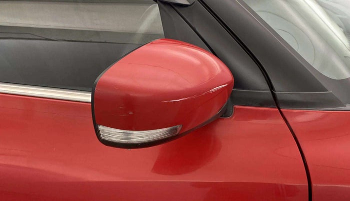 2019 Maruti Swift VXI AMT, Petrol, Automatic, 68,842 km, Right rear-view mirror - Minor scratches