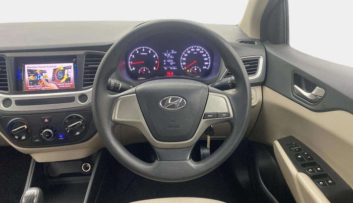 2018 Hyundai Verna 1.4 E PETROL, Petrol, Manual, 46,174 km, Steering Wheel Close Up