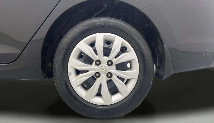 2018 Hyundai Verna 1.4 E PETROL, Petrol, Manual, 46,174 km, Left Rear Wheel