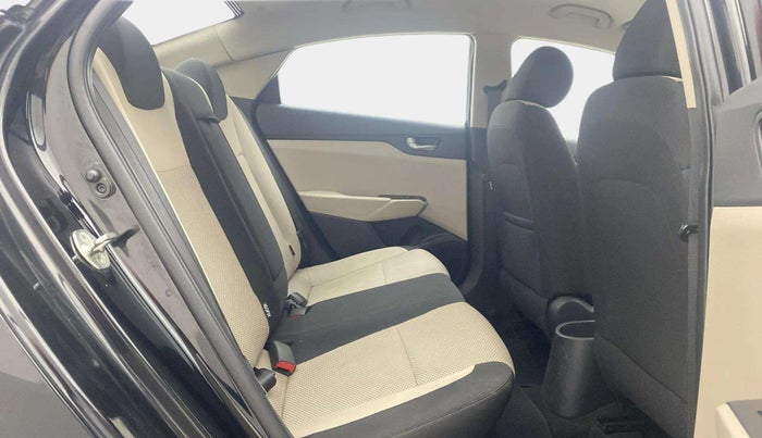 2018 Hyundai Verna 1.4 E PETROL, Petrol, Manual, 46,174 km, Right Side Rear Door Cabin
