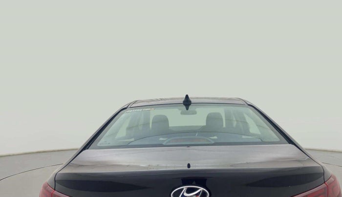 2018 Hyundai Verna 1.4 E PETROL, Petrol, Manual, 46,174 km, Rear Windshield