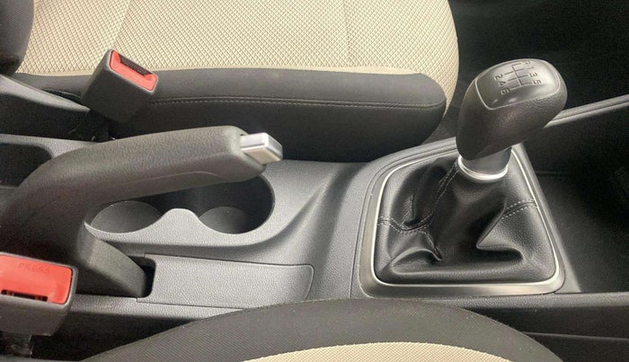 2018 Hyundai Verna 1.4 E PETROL, Petrol, Manual, 46,174 km, Gear Lever