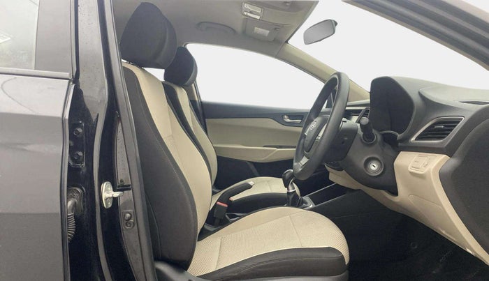 2018 Hyundai Verna 1.4 E PETROL, Petrol, Manual, 46,174 km, Right Side Front Door Cabin