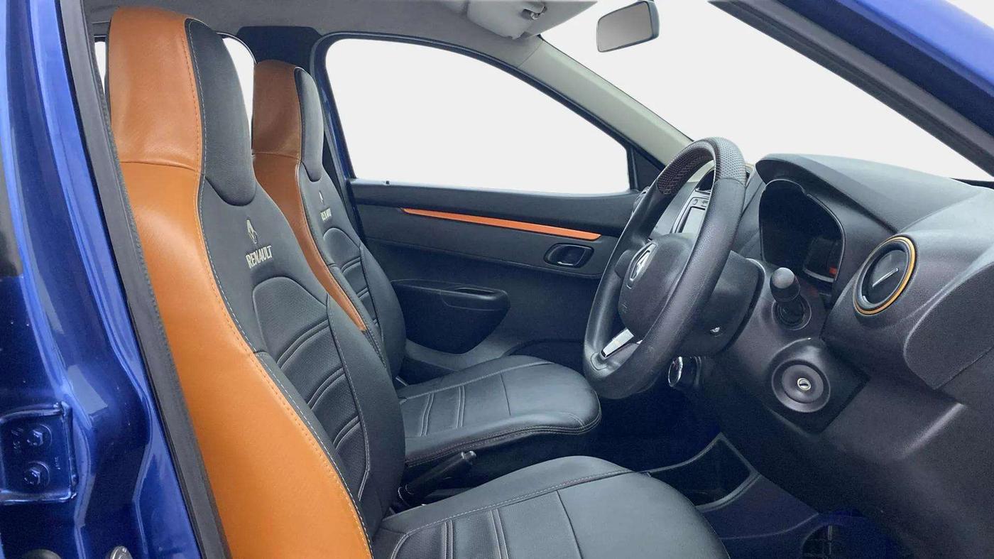 2018 Renault Kwid CLIMBER 1.0 AMT, Petrol, Automatic, 17,483 km, Right Side Front Door Cabin
