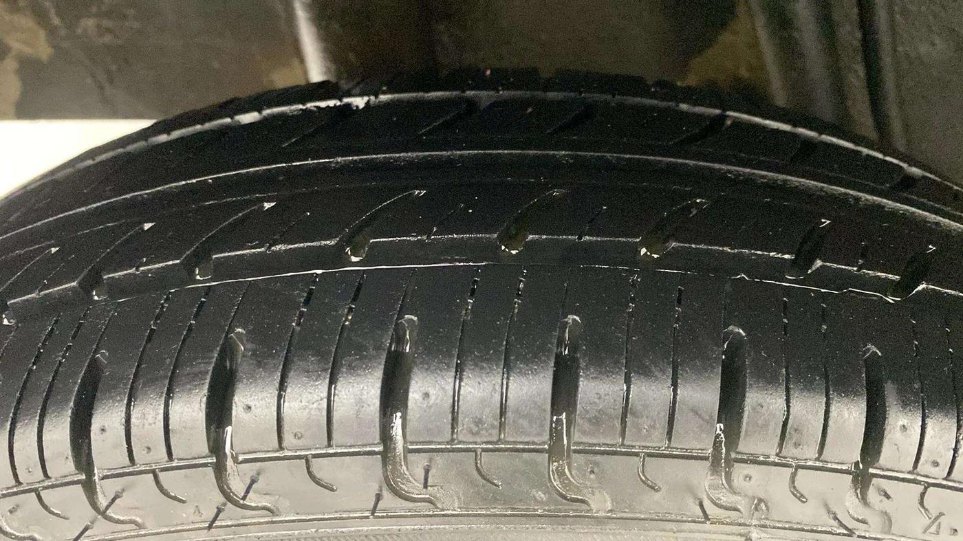 2018 Renault Kwid CLIMBER 1.0 AMT, Petrol, Automatic, 17,483 km, Right Rear Tyre Tread