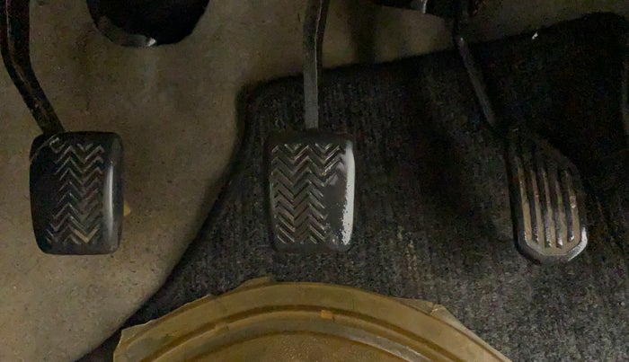 2014 Toyota Etios Liva G, Petrol, Manual, 73,506 km, Pedals