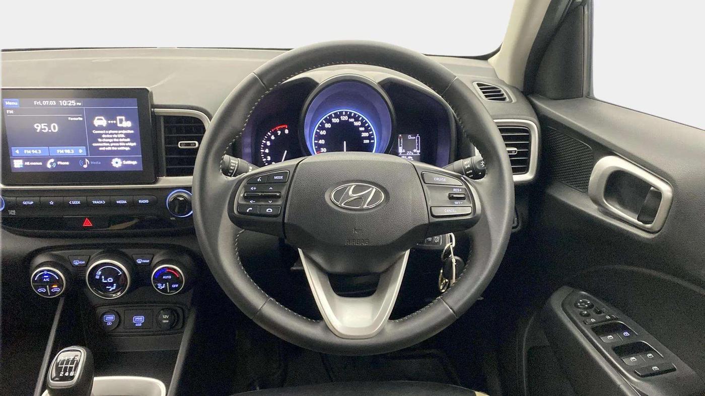 2021 Hyundai VENUE SX 1.0 TURBO, Petrol, Manual, 62,591 km, Steering Wheel Close Up