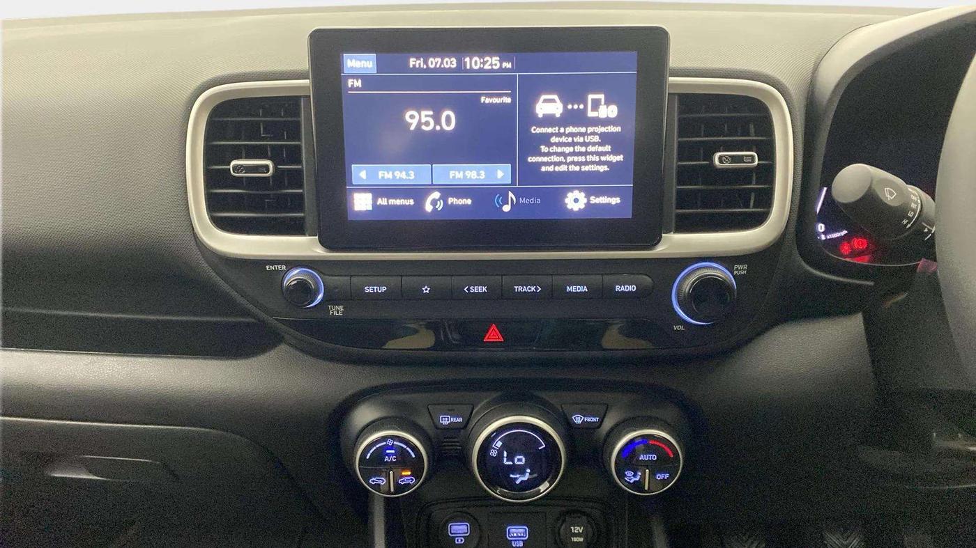 2021 Hyundai VENUE SX 1.0 TURBO, Petrol, Manual, 62,591 km, Air Conditioner