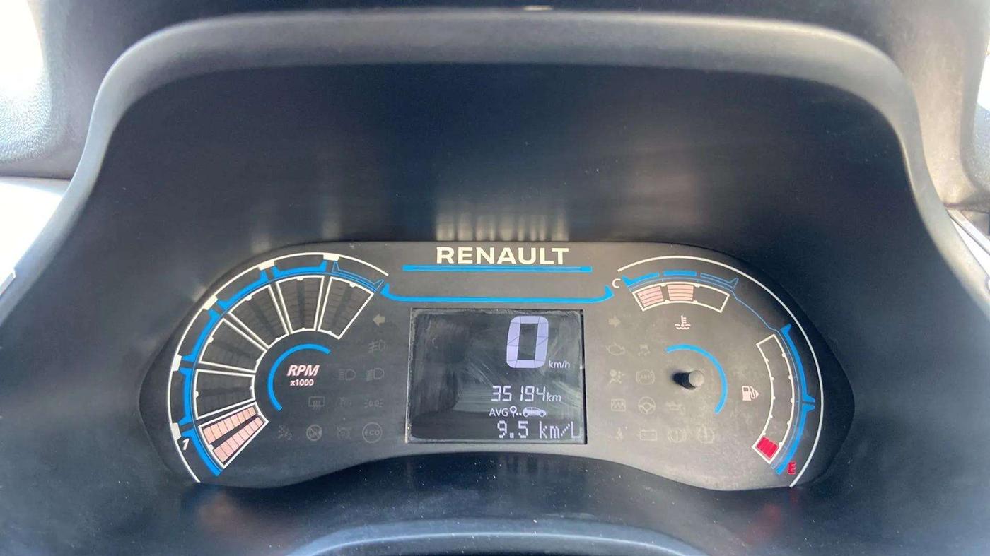 2020 Renault TRIBER RXZ, Petrol, Manual, 35,357 km, Odometer Image