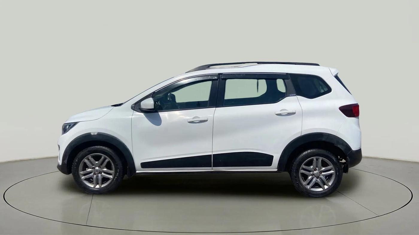 2020 Renault TRIBER RXZ, Petrol, Manual, 35,357 km, Left Side